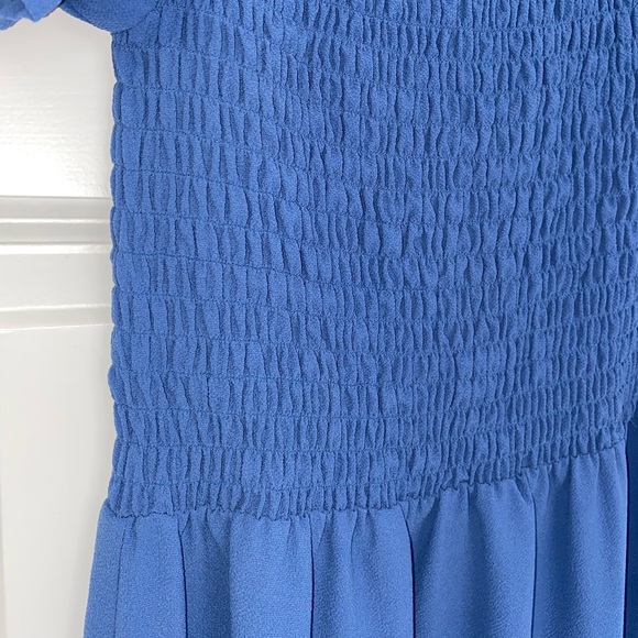 Monteau | Midi Blue Dress with Ruching SIZE: Medium - Picture 5 of 7